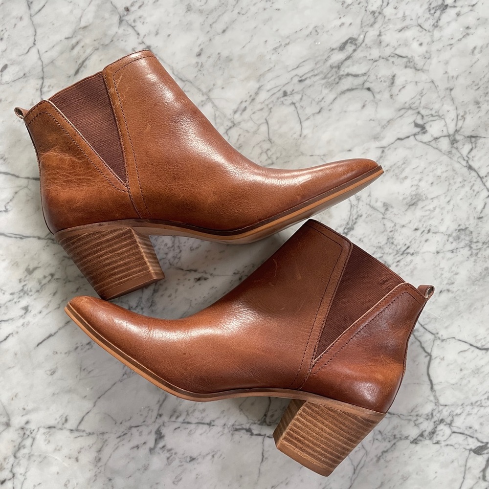 Lucky Brand brown ankle boots size 8M